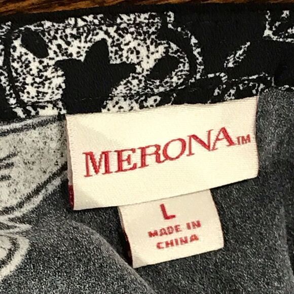 MAKE AN OFFER ;) Floral long sleeve button down midi dress - Picture 9 of 11